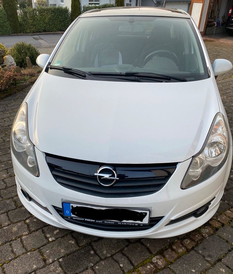 Corsa D, 1.4, Color Edition, OPC Line, ePanR SSD,  v Extras, in Mudau