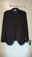 Nadelstreifen Anzug Größe 52 L Hose und Jacket Sachsen - Dohna Vorschau
