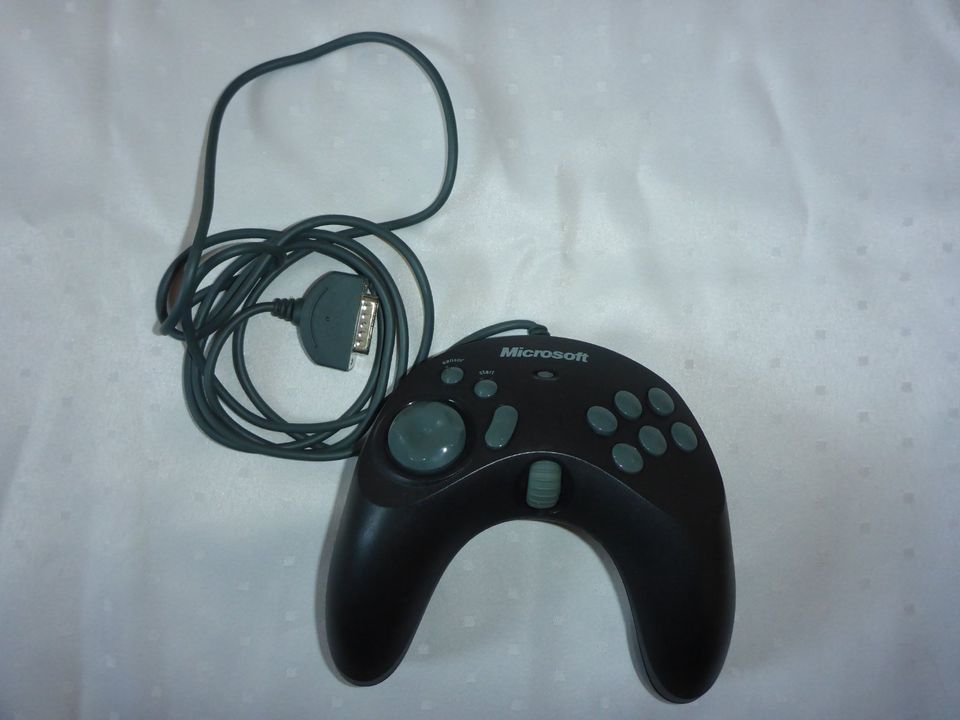 Microsoft Game Pad/ Controller in Neumünster