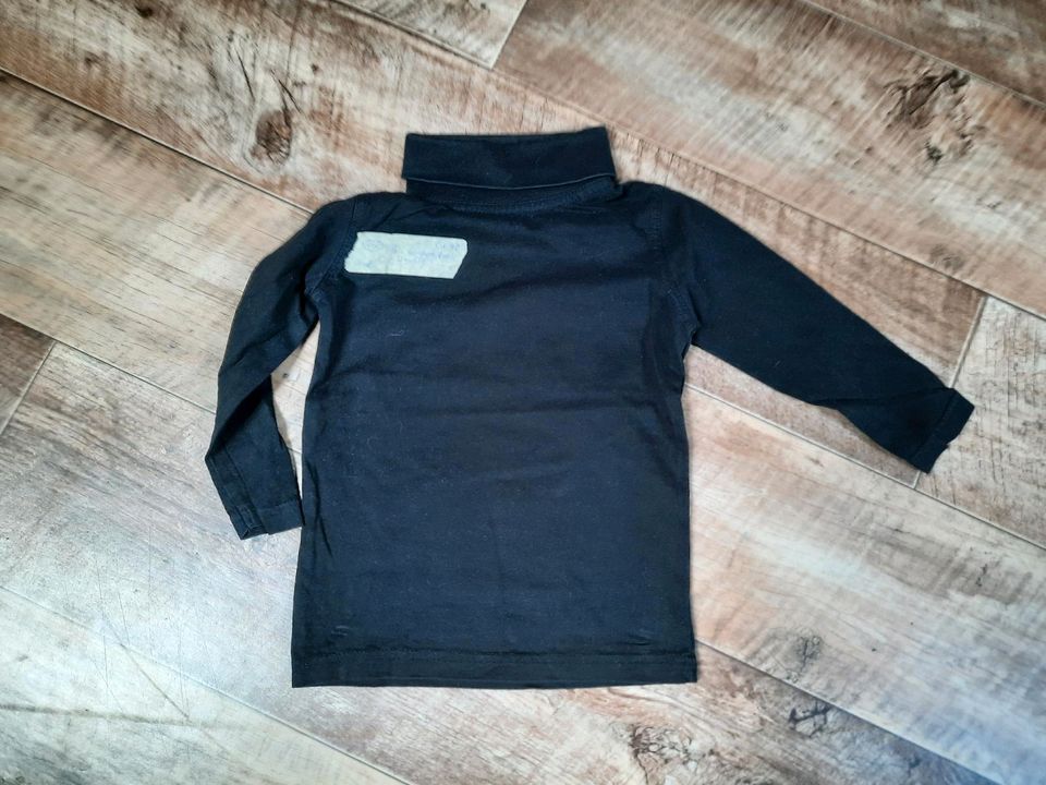 Langarm-Shirt schwarz Gr.92 in Stolpen