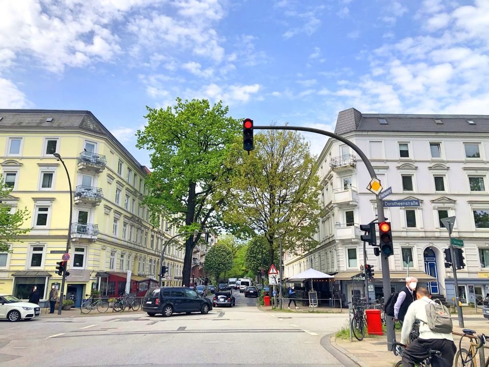 Appartement in Top-Lage zwischen Rondeel-Teich und Mühlenkamp - courtagefrei in Hamburg