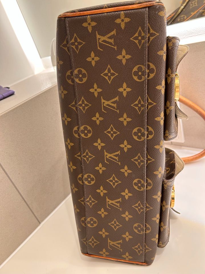 Louis Vuitton Handtasche Manhattan in München