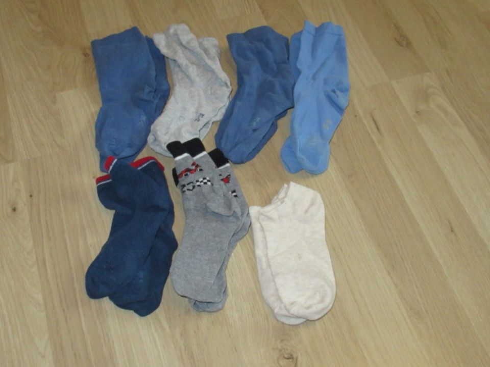 Socken Kniestrümpfe Stoppersocken Sneaker Esprit Falke Gr. 31 in Bielefeld