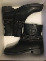 Maripe Stiefelette Boots schwarz Leder Nieten Riemen NP 179 € Nordrhein-Westfalen - Erkrath Vorschau