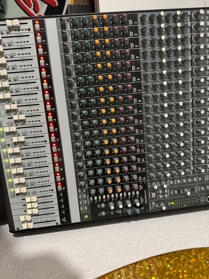 Mackie ONYX 1640i FireWire Mischpult 16 Kanal Recording Mixer in Stuttgart