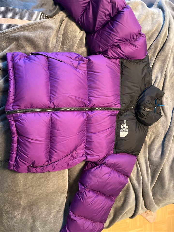 North Face Puffer Jacke in Neubiberg