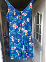 blau bunter Badeanzug / -Kleid Janina Neu mit Etikett (157) Niedersachsen - Neuenkirchen Vorschau
