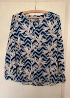 Bluse von fransa, Gr. M/38, weiß, blau, Blumenmuster Dresden - Leuben Vorschau