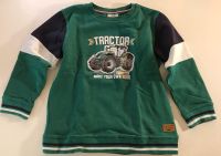 Sweatshirt grün „Traktor“ Salt & Pepper Gr. 116 - 122 Brandenburg - Cottbus Vorschau