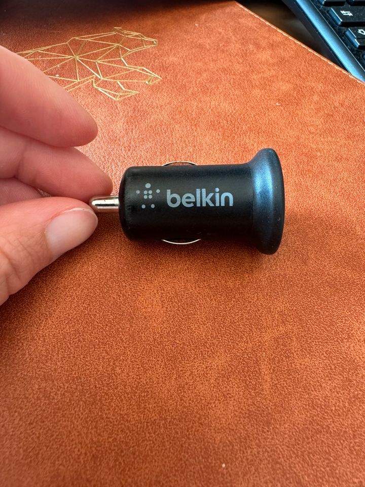 Belkin Original USB Adapter fürs Auto in Morbach