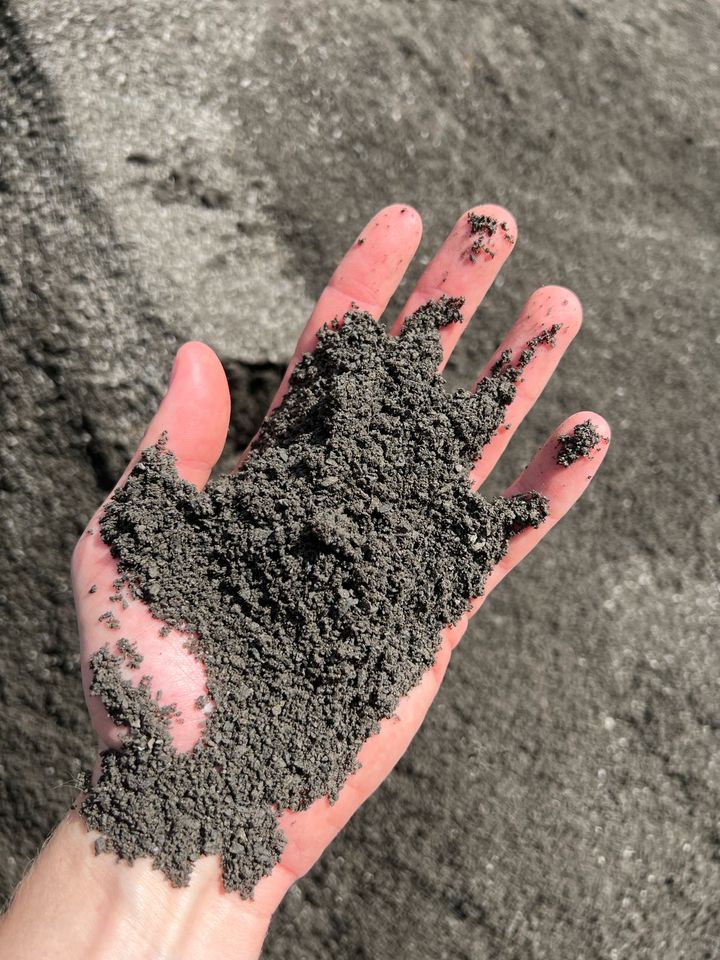 Sand - Kies - Schotter - Mutterboden - Betonkies - Basalt Splitt in Fuldatal