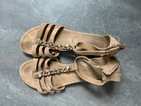 Sandalen Beige Bayern - Mantel Vorschau