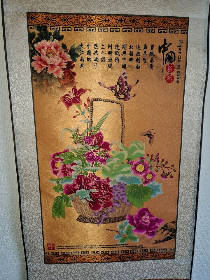 Papercut aus China in Schwalbach a. Taunus