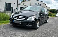 Mercedes B180 Blue Efficiency Sportpaket Panoramadach top Zustand Bad Godesberg - Friesdorf Vorschau