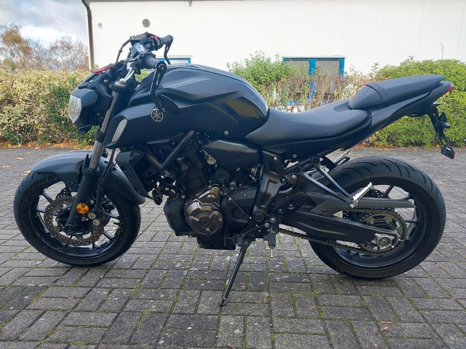Yamaha MT 07 in Bad Wünnenberg
