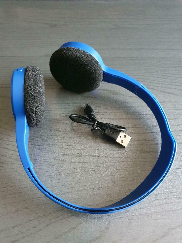 Bluetooth Kopfhörer Neu Blau in Barwedel