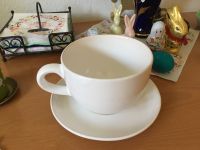 sehr große Tasse mit Untertasse D: 12 cm Bayern - Aschaffenburg Vorschau