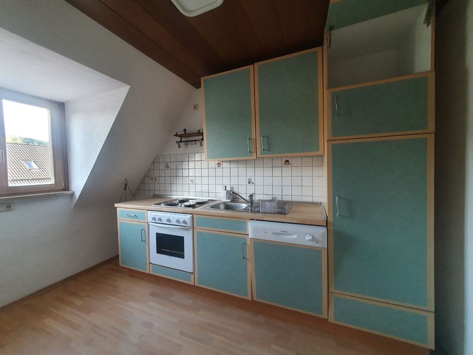 2,5 Zimmer Wohnung Altbau / zeitlich befristet in Pielenhofen