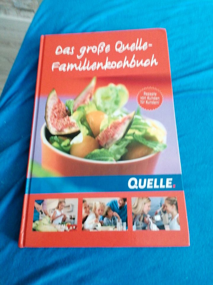 Das große Quelle Familienkochbuch in Hamburg