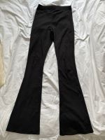 Topshop ausgestellte Leggings gerippt schwarz Größe 38 // NEU Nordrhein-Westfalen - Sankt Augustin Vorschau