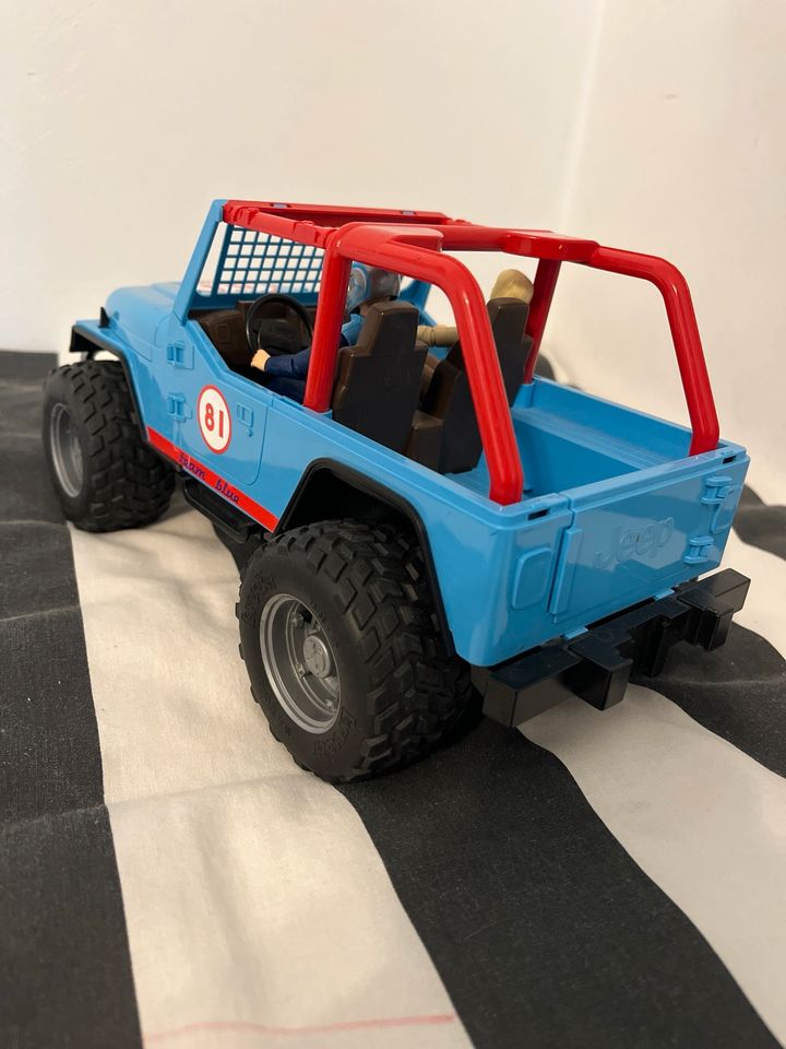 bruder 02541 - Jeep Cross Country Racer blau in Nürnberg (Mittelfr)