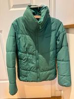 Bench Damen Daunenjacke Winterjacke Größe S !!!NEU!!! Niedersachsen - Wardenburg Vorschau