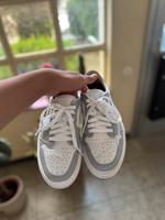 AIR JORDAN 1 LOW ELEVATE WEISS GRAU Gr. 38,5 Nordrhein-Westfalen - Siegburg Vorschau