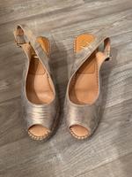 Sandaletten KANNA Gr. 37 Sandalen Leder Keilabsatz München - Altstadt-Lehel Vorschau