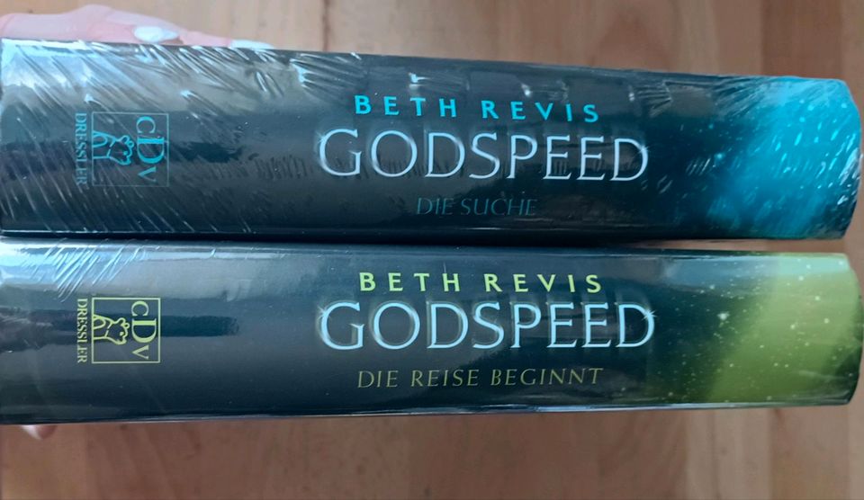 Godspeed Buch die Reise beginnt die Suche in Potsdam