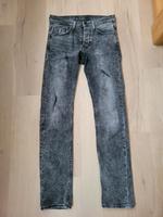 Jeanshose Slim in der Größe 28/32 Bayern - Gerbrunn Vorschau