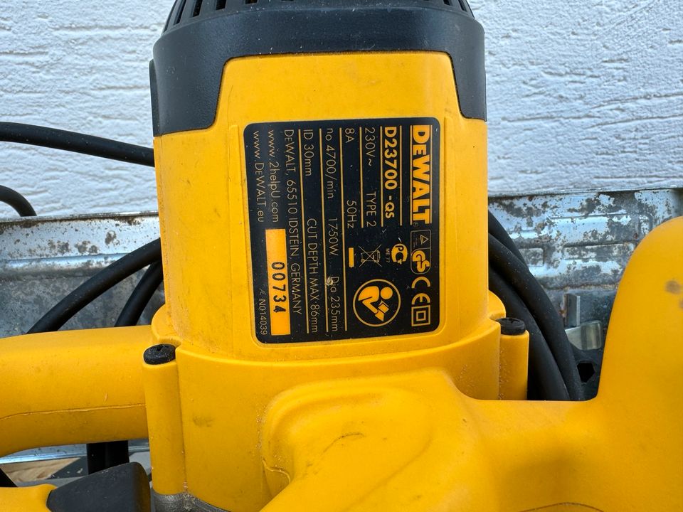 Dewalt D23700 QS Handkreissäge in Hümmerich