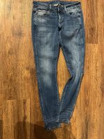 Zu verkaufen Jeanshose Marke G Star raw Größe 28/32 Baden-Württemberg - Gammertingen Vorschau