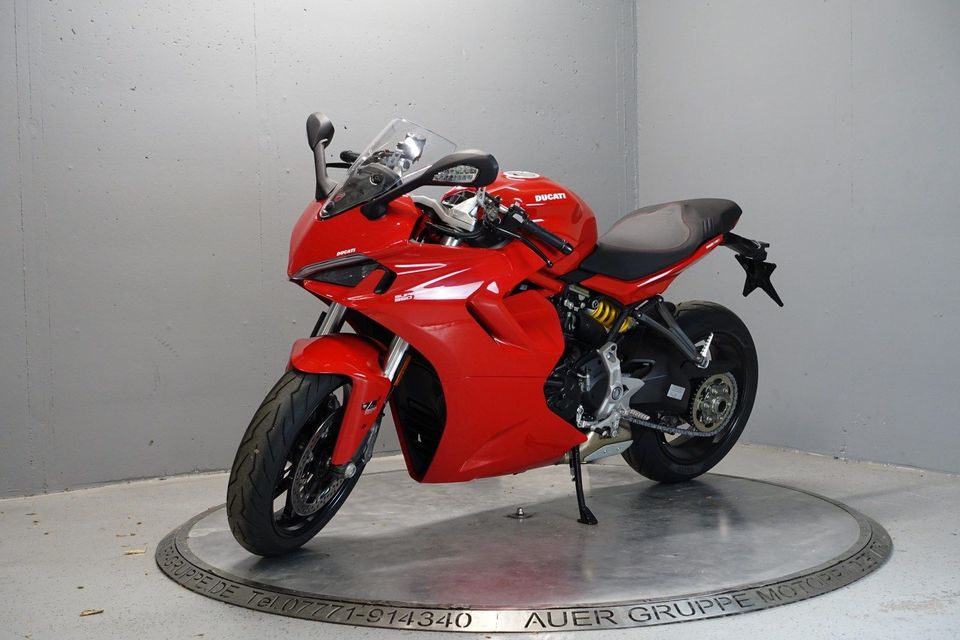 Ducati Supersport 950 Wenig Kilometer !! in Stockach