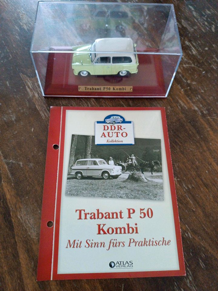 Modelle DDR Autos Schaukasten und Informationen in Sankt Augustin