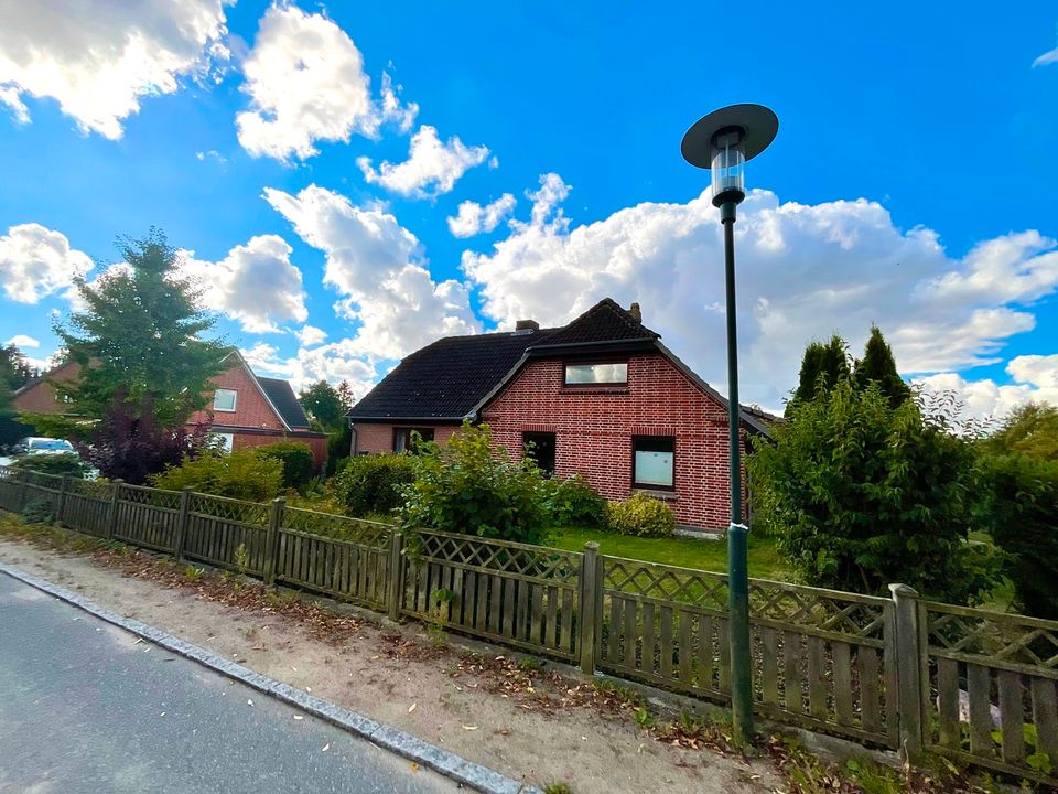 *PREISSENKUNG* Massives Einfamilienhaus mit Garage in Ahrensbök in Ahrensbök