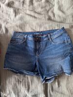 Jeans Short Nürnberg (Mittelfr) - Röthenbach b Schweinau Vorschau