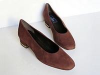 Schuhe Pumps 40 Leder braun neuwertig Berlin - Schöneberg Vorschau