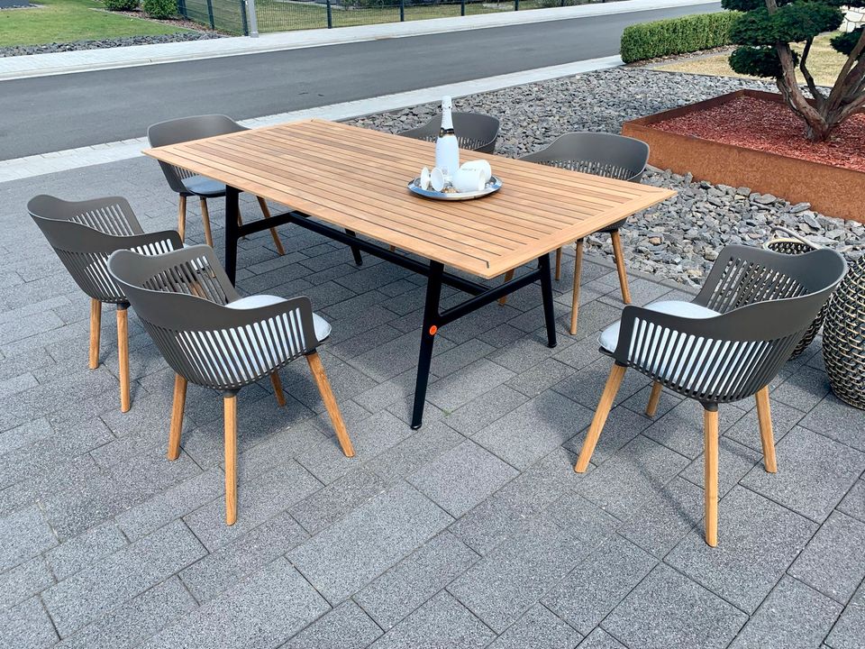 DEDON Seax / Aiir Stühle Tischgruppe NP 8280€ Outdoor Teak Alu in Koblenz