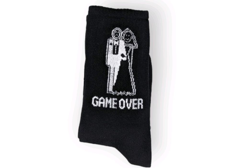 schwarz Game Over Socken in Wuppertal