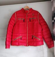 Sehr schöne, rote und leichte Daunenjacke Hessen - Glashütten Vorschau