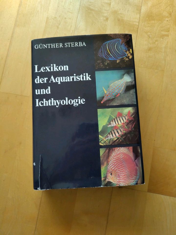 Aquarium Buch Fische Lexikon in Gröbenzell