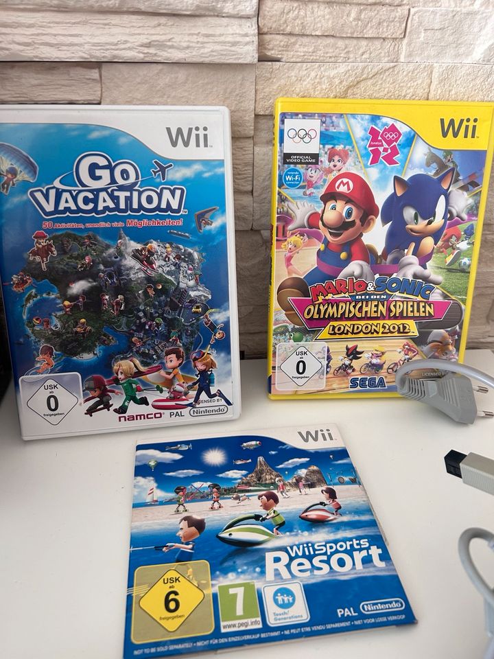 Wii Sports +Resorts Konsole komplett mit Zubehör in Sehlde