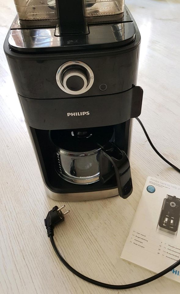 Kaffeemaschine mit Mahlwerk Philipps HD7766 Grind & Brew Filter in Pfronten