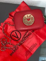 Valentino Crossbody Bag mit Logo-Applikation Kr. München - Oberschleißheim Vorschau