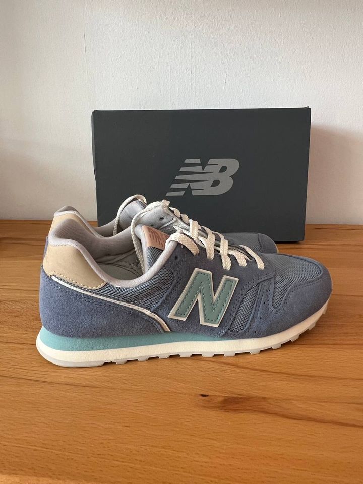 NEW BALANCE Sneaker 373 WL373EL2 Größe 39 UK6 US8 blau himmelblau in Langen (Hessen)