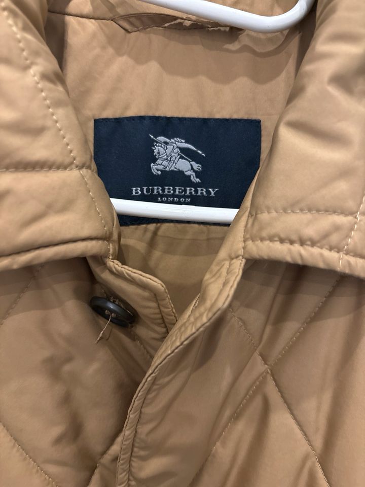 Burberry Jacke in Berlin