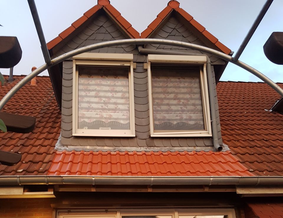 Dachdecker, ANGEBOT FÜR VELUX DACHFENSTER EINBAU u. AUSTAUSCH in Ilsede