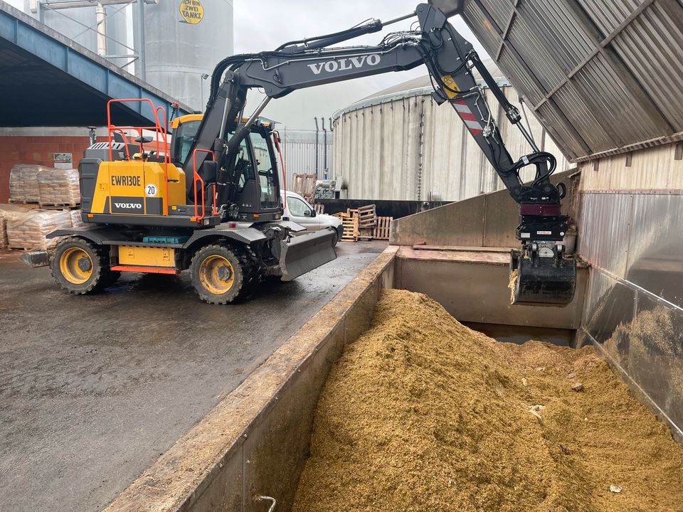 BAGGER.NRW // Baggerarbeiten, Bagger, Erdarbeiten, Hecken, Sortie in Coesfeld