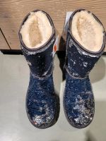 UGG Gr.40 UK 7,5 in blau Glitzer NEU Hessen - Hanau Vorschau