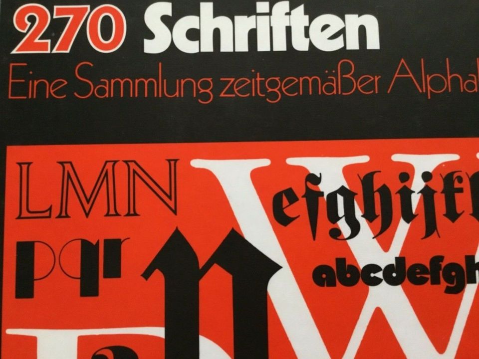 270 Schriften - Eine Sammeln zeitgemäßer Alphabete in Engen